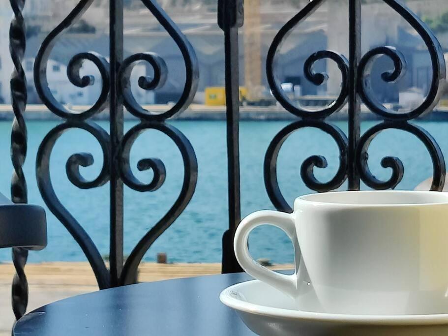 Deck 3 Savynomad Harbour Residences Wow Views Cospicua 외부 사진